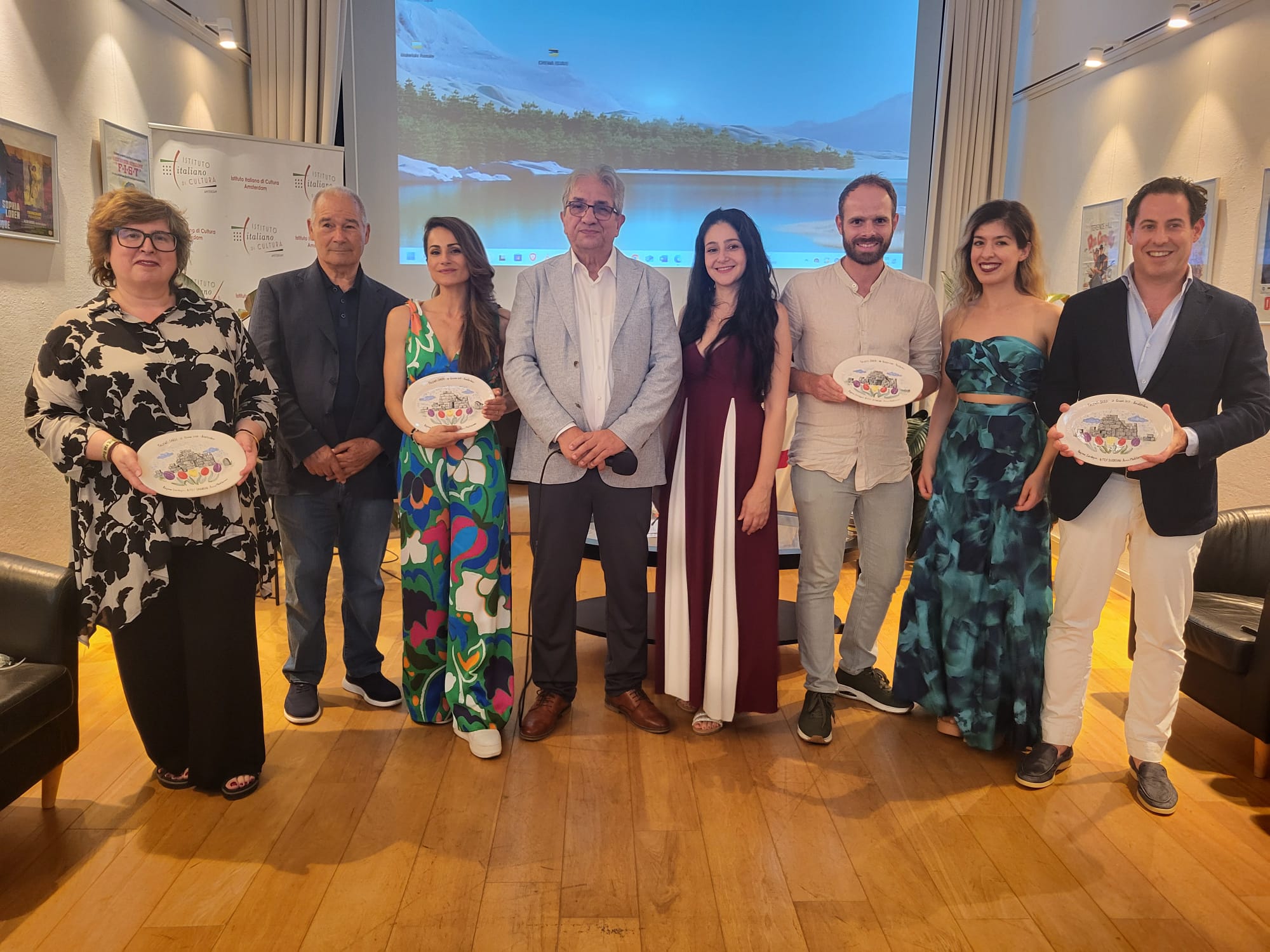 Talenti sardi premiati ad Amsterdam: musica, cultura e orgoglio isolano